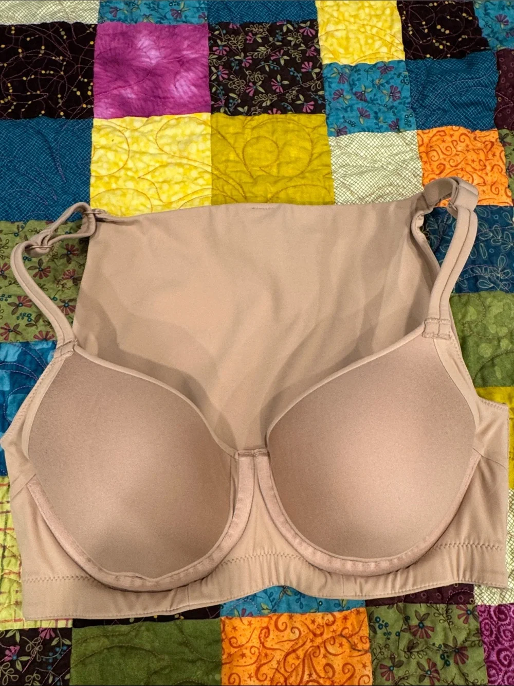 SKIMS Dusty Pink Seamless T-Shirt Bra - Picture 9 of 9